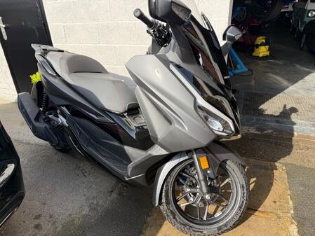 HONDA FORZA 