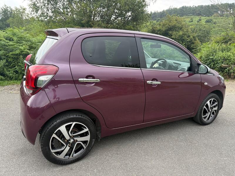 PEUGEOT 108