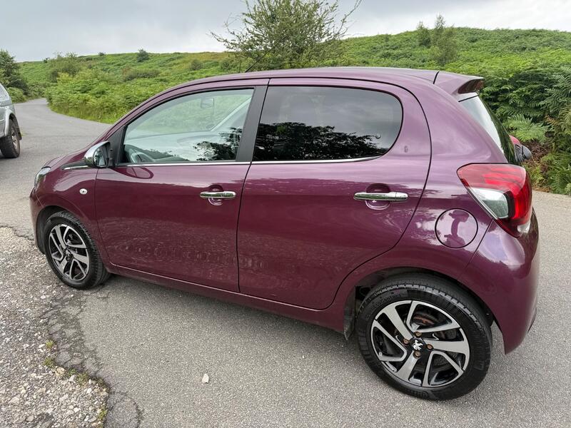 PEUGEOT 108