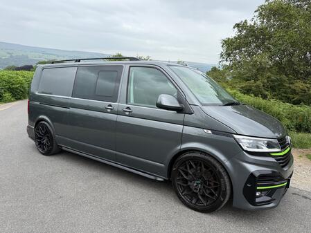 VOLKSWAGEN TRANSPORTER 2.0 BiTDI T32 Highline 4Motion 204ps LWB Kombi Leighton SV-R