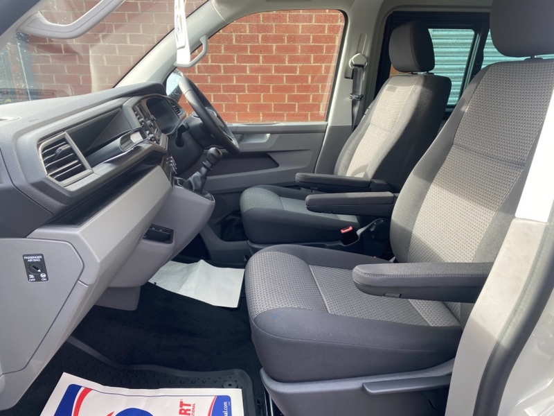 VOLKSWAGEN TRANSPORTER